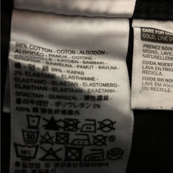 Levi’s Black High Rise Shorts - Picture 11 of 11